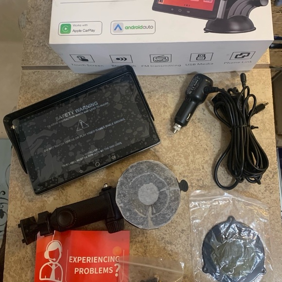 Smart Navigation System FD-7002 portable car stereo receiver - Picture 2 of 8